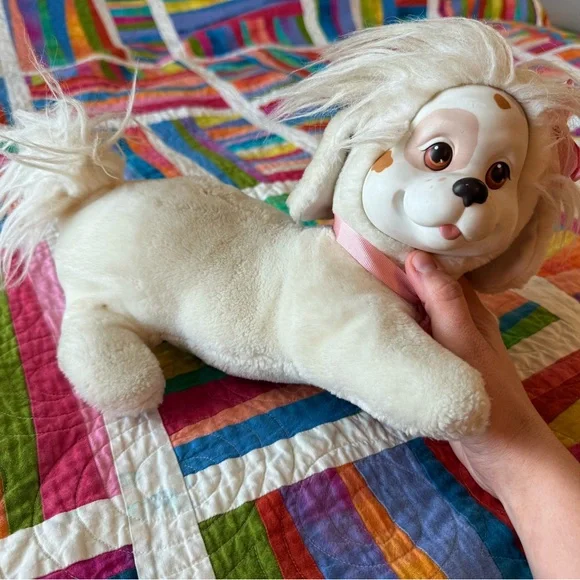 Hasbro Vintage Puppy Surprise Cream and Black Plush Dog Family Set - Picture 3 of 5